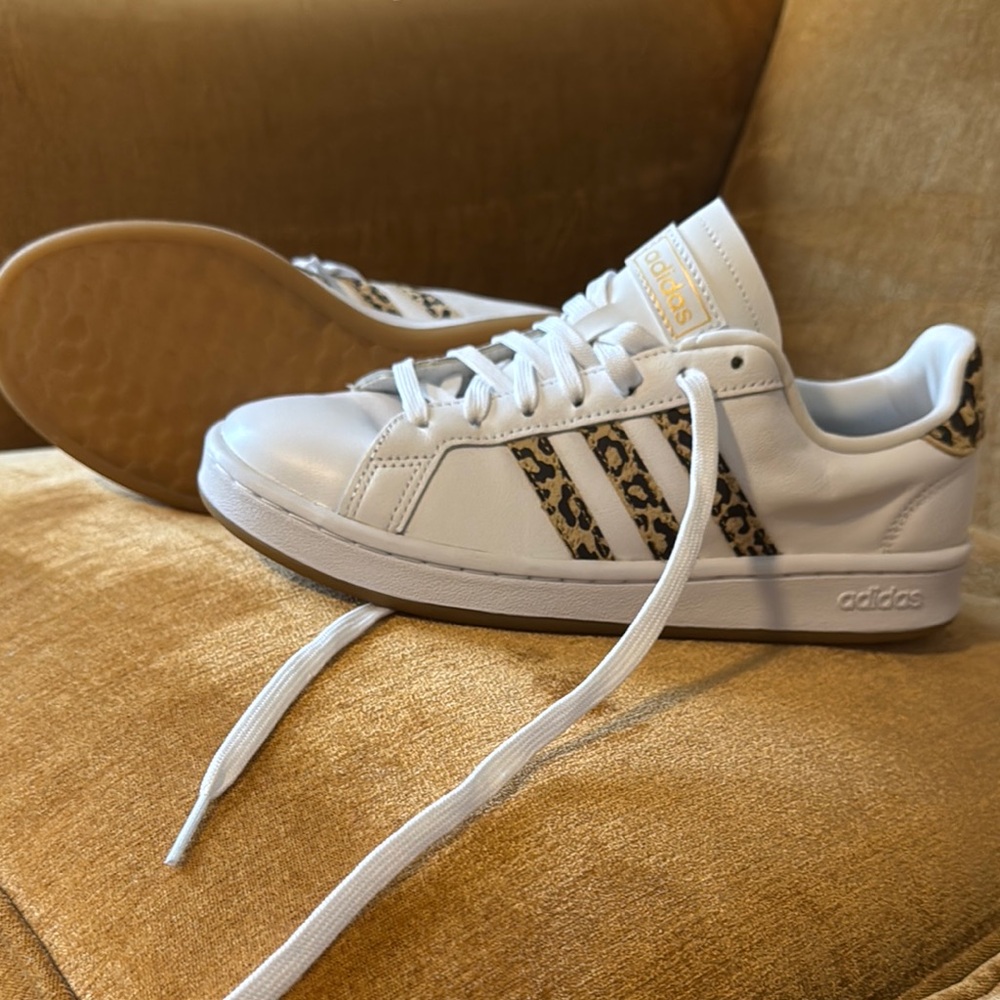 NWOT- Adidas White Sneakers with Animal Print Accents